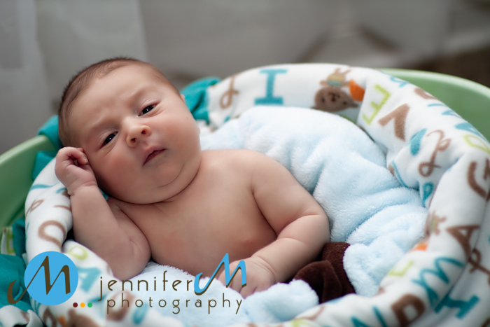 akron newborn photographer