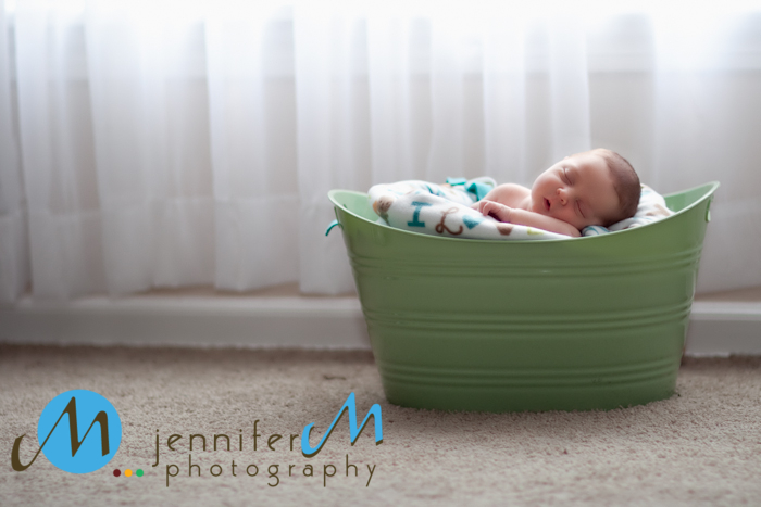 akron newborn photographer