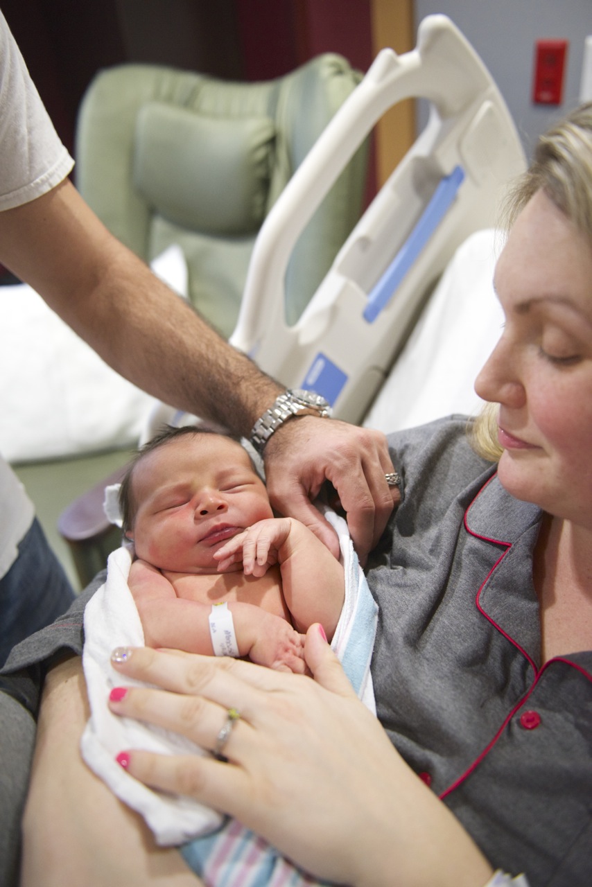 newborn hospital photo, akron ohio