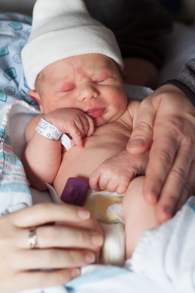 newborn hospital photo